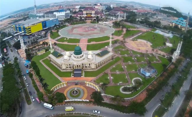 alun alun engku putri